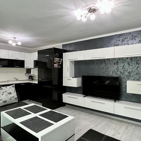 Tea Apartments Pomorie Bagian luar foto