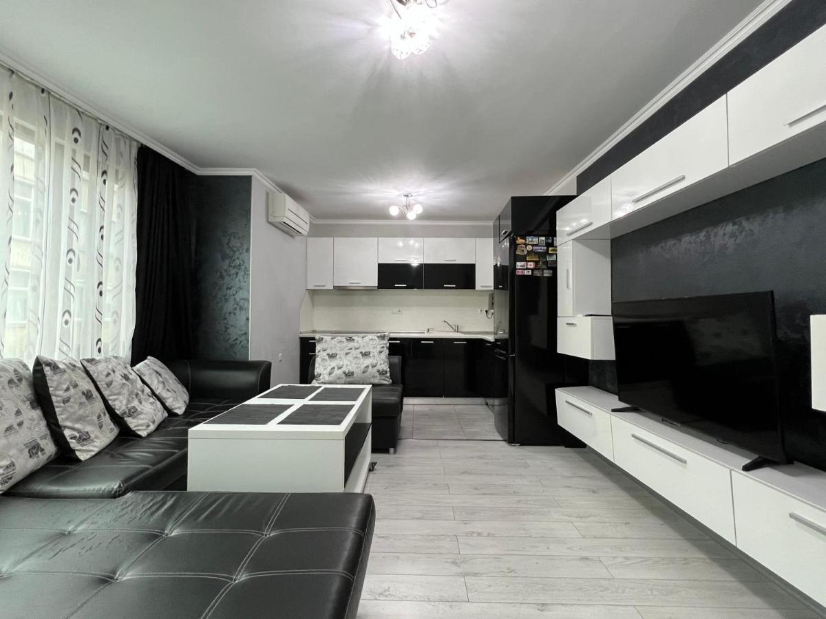 Tea Apartments Pomorie Bagian luar foto