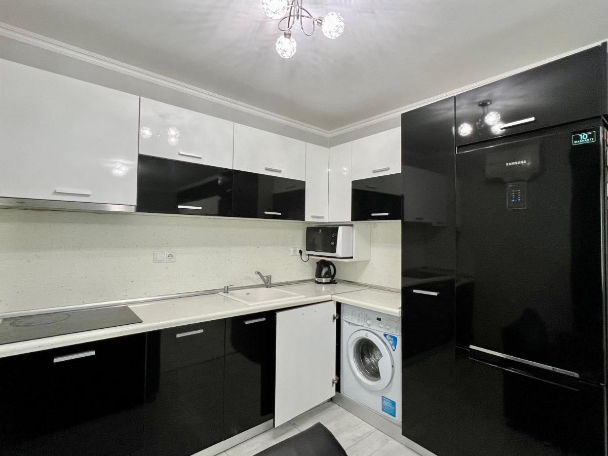 Tea Apartments Pomorie Bagian luar foto