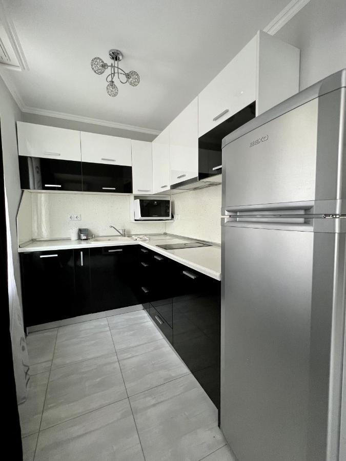 Tea Apartments Pomorie Bagian luar foto